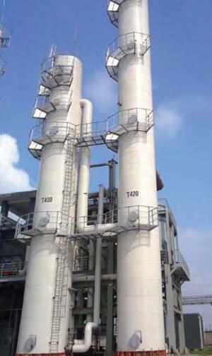 圖為精餾塔示意圖 圖為精餾塔示意圖