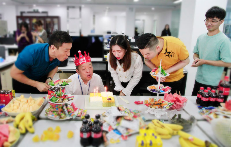 賽為8月員工生日會(huì)，奮斗不止，創(chuàng)新不止！